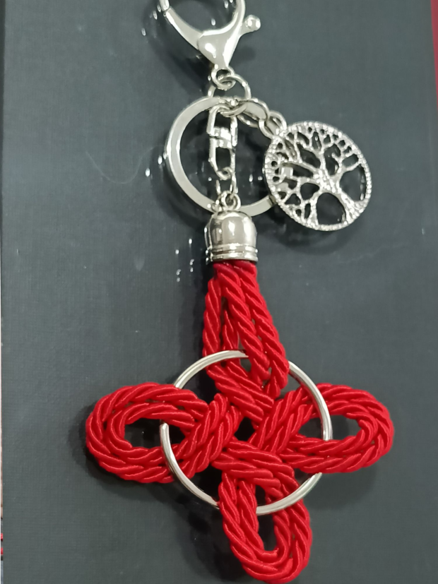 Chaveiro Nó da Bruxa Vermelho