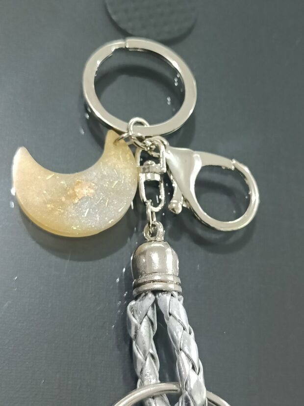 Chaveiro Nó da Bruxa Branco - Imagem 8