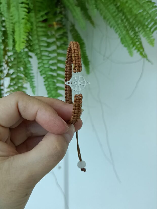 Pulseira Nó da Bruxa com Macramé - Imagem 7